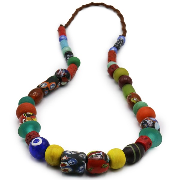 Collana dell'etnia Konyak