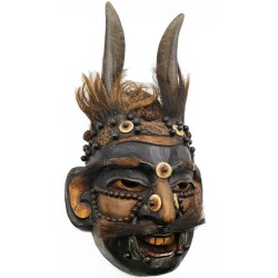 Maschera sciamanica Tharu media