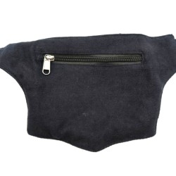 Acquista Marsupio Quadrato Nero su Karmashop.it Acquista Marsupio Quadrato Nero su Karmashop.it