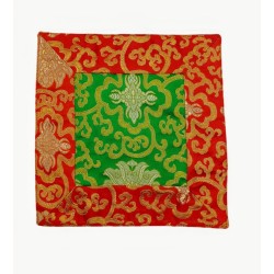 Acquista Buddhist Altar Cloth blu-bordo giallo grande su Karmashop.it Acquista Buddhist Altar Cloth blu-bordo giallo grande su Karmashop.it