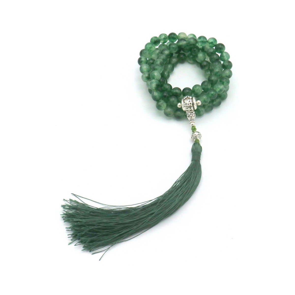 Acquista Mala 108 grani Giadeite Guru in metallo e nappa su Karmashop.