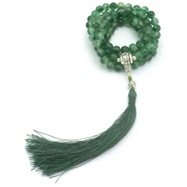 Acquista Mala 108 grani Giadeite Guru in metallo e nappa su Karmashop.