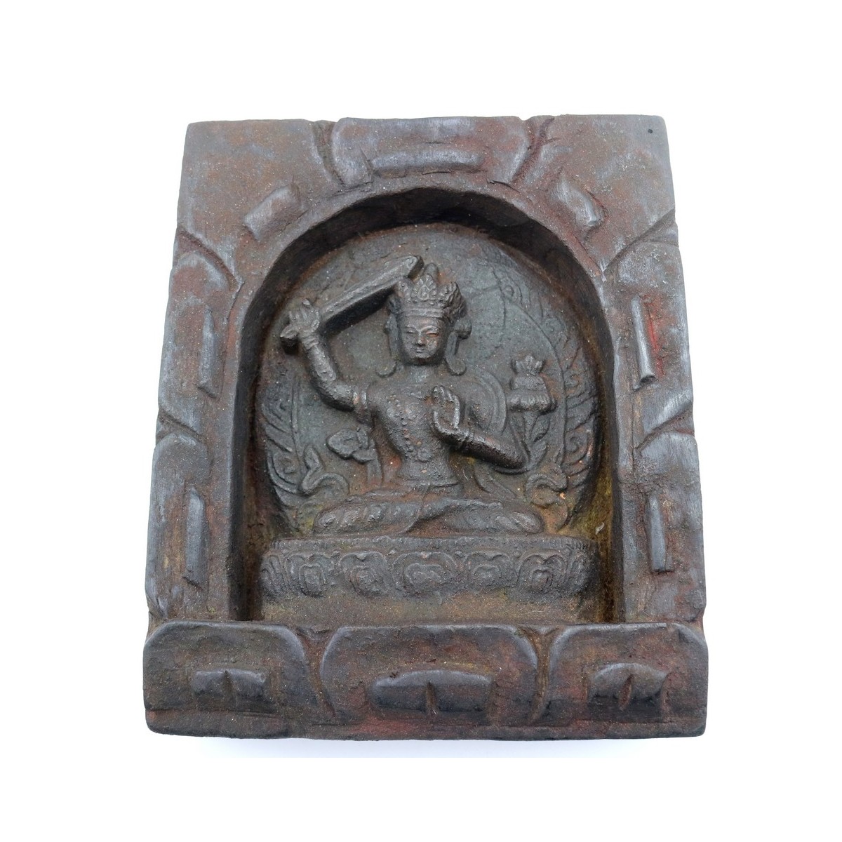 Bassorilievo di Manjushree in legno e terracotta su Karmashop.it