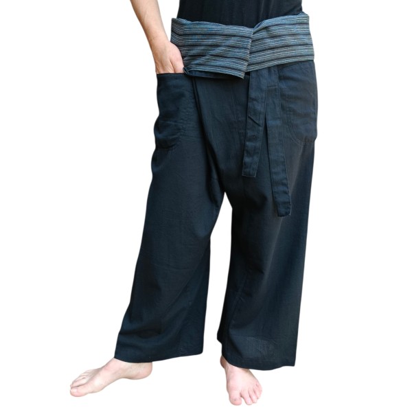 Acquista Pantaloni Thai neri su Karmashop.it
