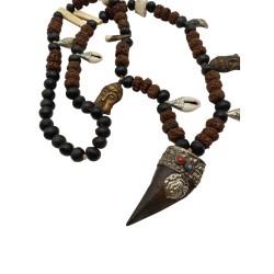 Acquista Collana dell'etnia Konyak su Karmashop.it