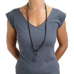 Mala 108 Grani in Ematite con Guru di Agata nera Mala 108 Grani in Ematite con Guru di Agata nera