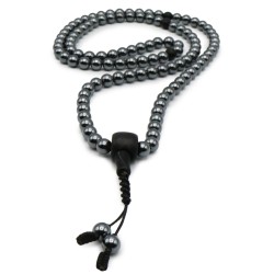 Mala 108 Grani in Ematite con Guru di Agata nera Mala 108 Grani in Ematite con Guru di Agata nera